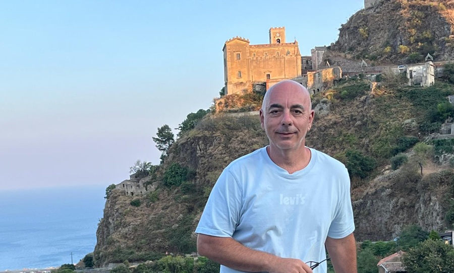 Ignasi Fernández Daroca: «Hemos conseguido un triunfo para la especialidad docente y para la educación»