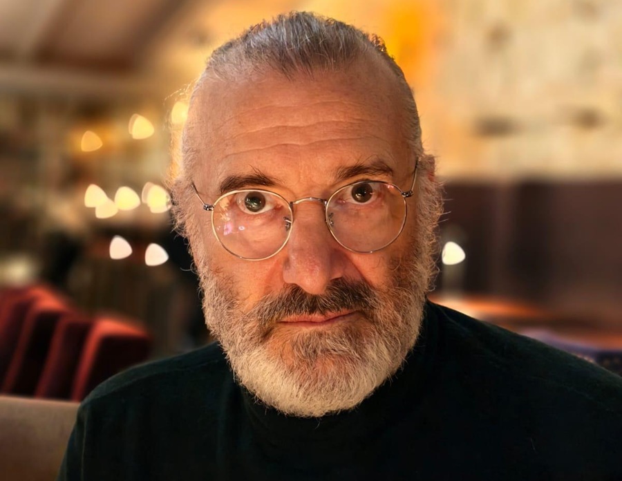 Gabriel Bertotti: «Borges es Dios»